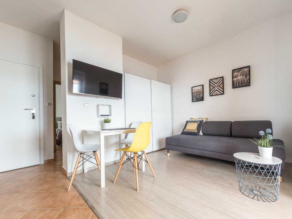 Apartments Nino 1 扎达尔 外观 照片